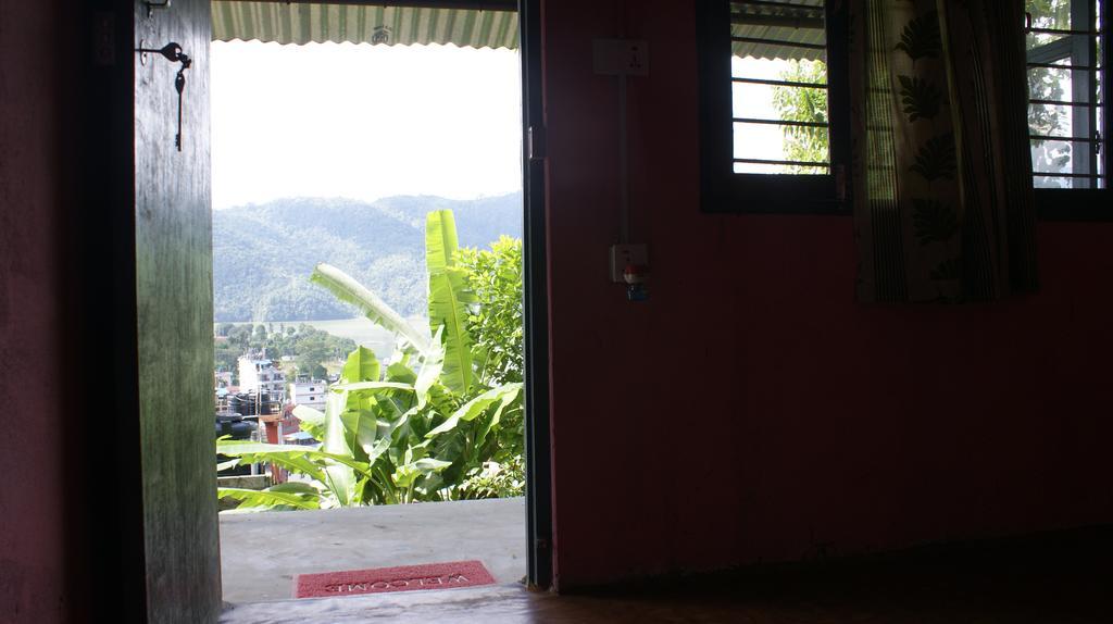 Peace Guest House Pokhara Luaran gambar